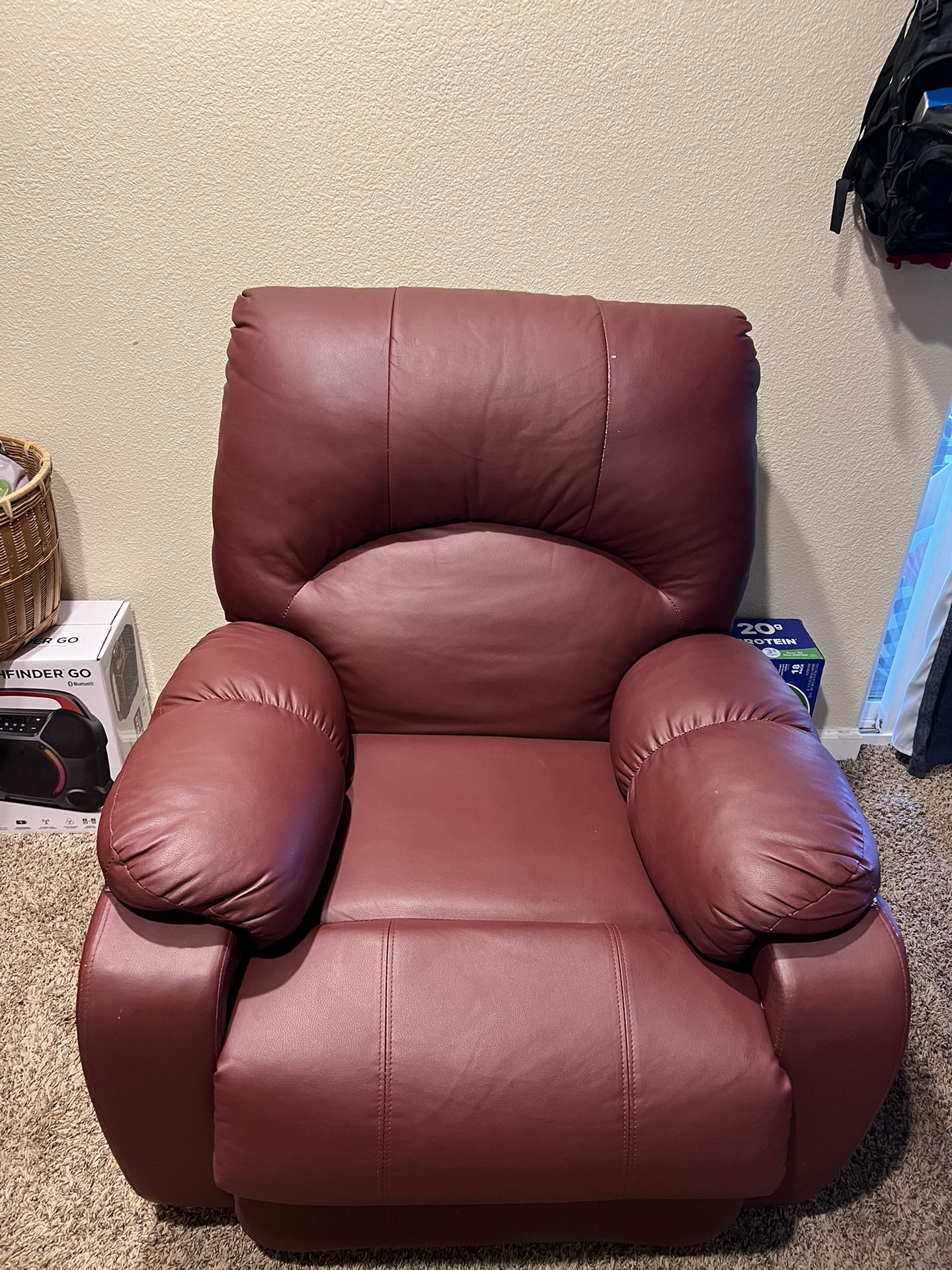 Recliner With Massage And Heating Option 