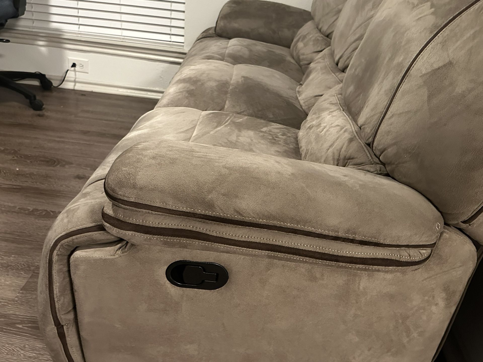 3 Seated Sofa Recliner 