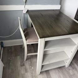 Seat For 2 - high top Table & Chairs 