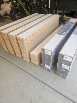 400ft ²of Beautiful laminate floors