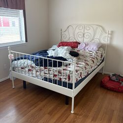 King and Queen Beds 4 Sale Plus these other items 
