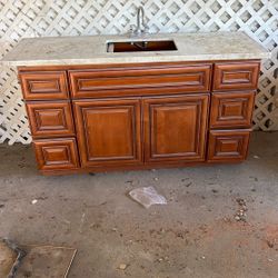 Restroom Vanity With Quartz Top 
