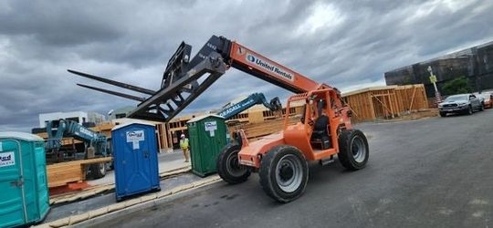 FOR SALE: 2016 SkyTrak 6042 – ~2,385 Hours – $41,999 + Tax (OBO)