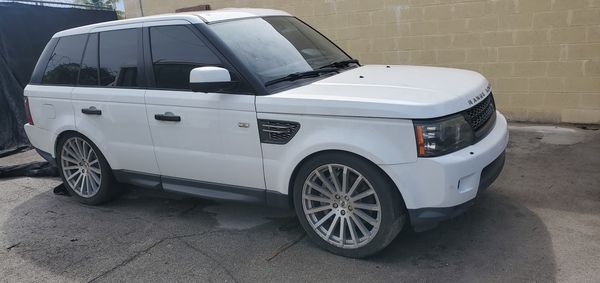 2011 range rover sport supercharged loaded for Sale in Pembroke Pines