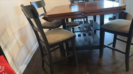 Counter Height Dining Table with Chairs