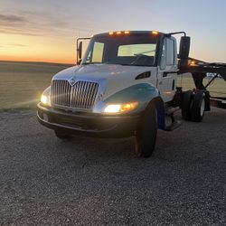 International 4300 & Appalachian Car Hauler Combo