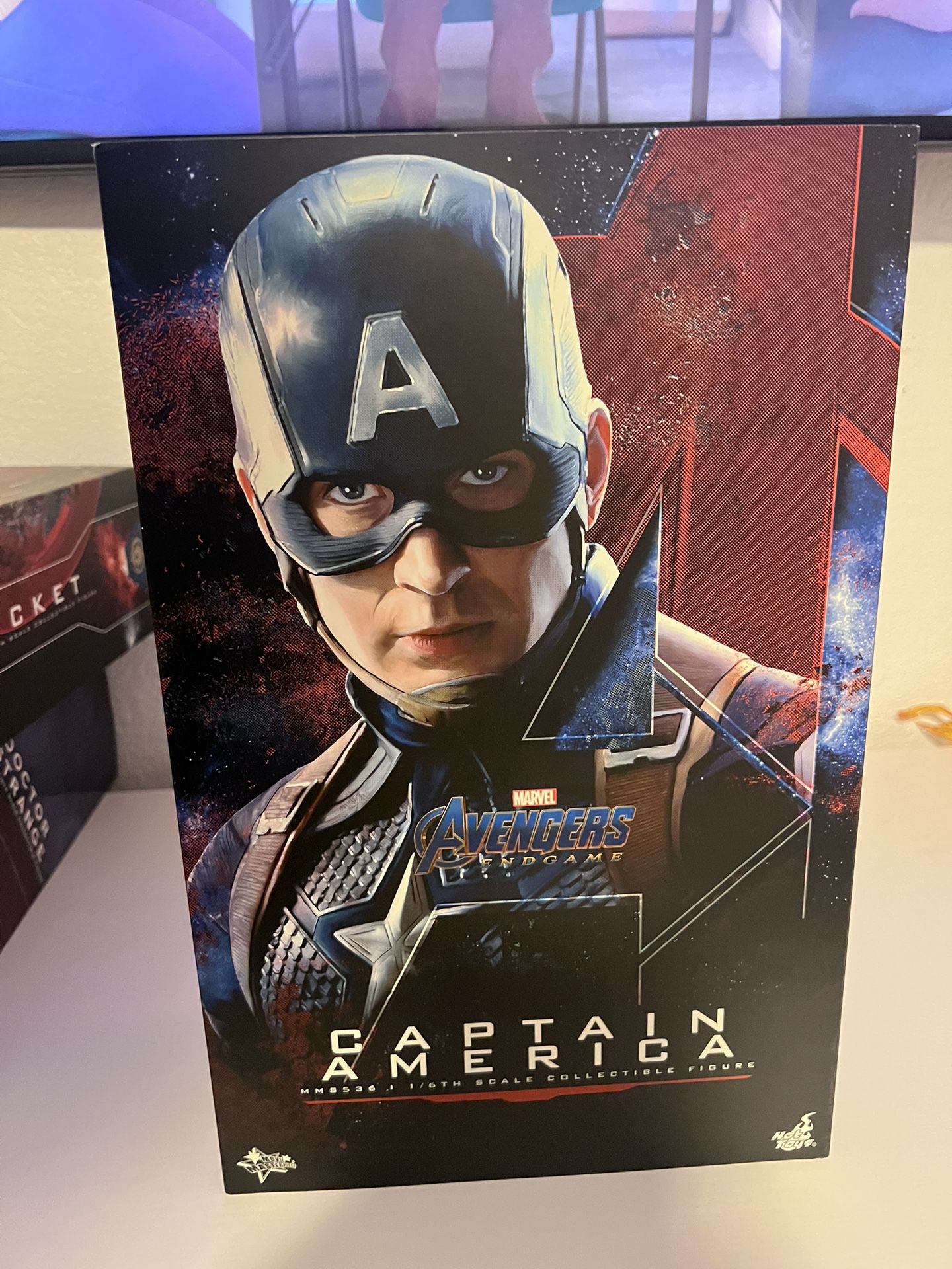 Hot Toys Captain America (Avengers: Endgame) 