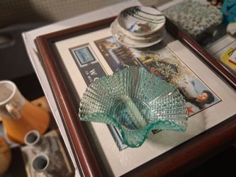 Vtg Blue Opalescent Curved Waffle Pattern Glass Bowl Albany Model Flint