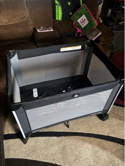 Graco pack n play