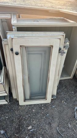 FREE KITCHEN CABINETS
