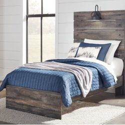 Twin Bedroom Frame [2]) 150 Each