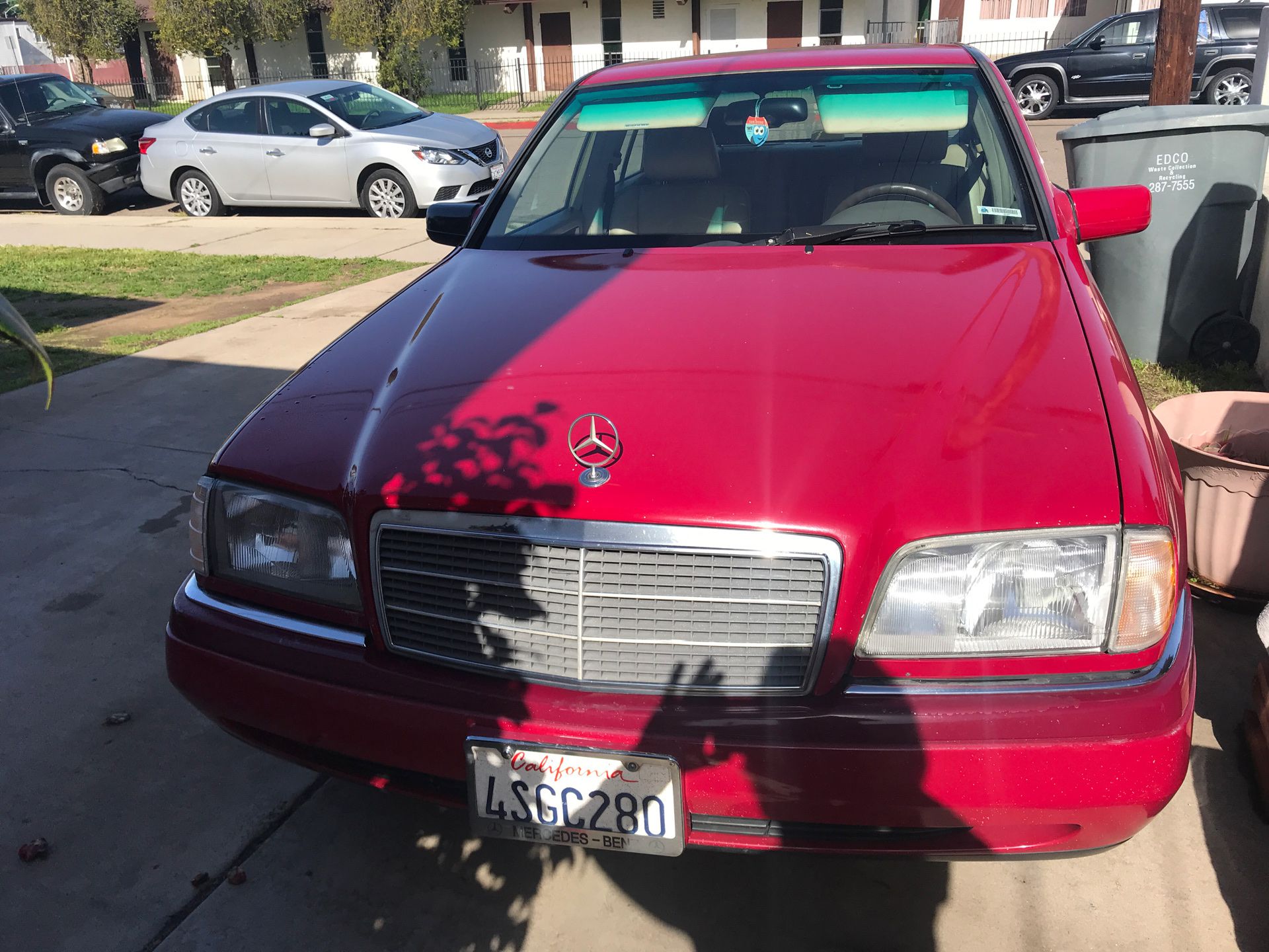 Mercedes Benz for parts 1996 C280 parting out or sale all it will start but had oil leak best offer will take it