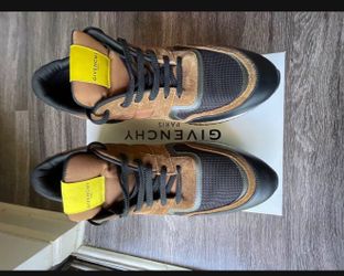 Fairly Used (almost New) Givenchy Runner Sneakers with box worn once