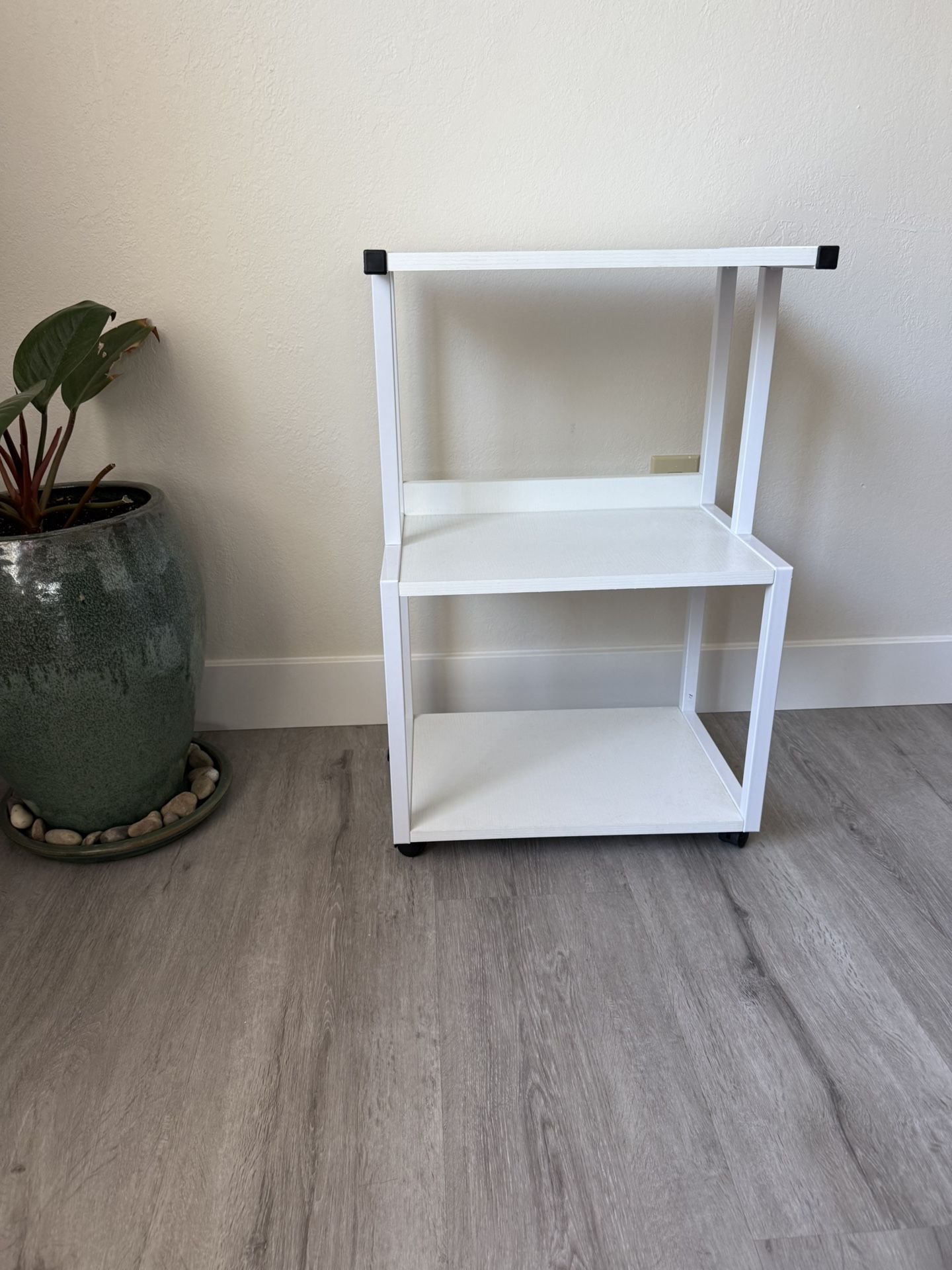 Table With Wheels