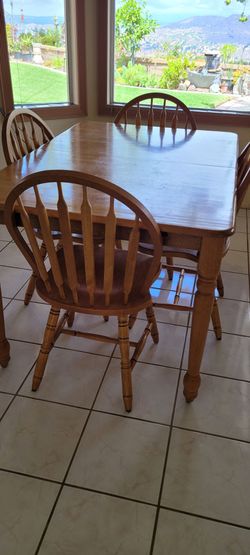 Wood dining table set