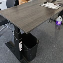 Desk High Adjustable 