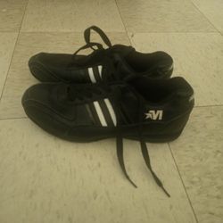 Mecca Shoes