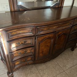 full bedroom set Dresser