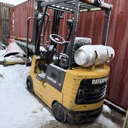 Caterpillar Forklift