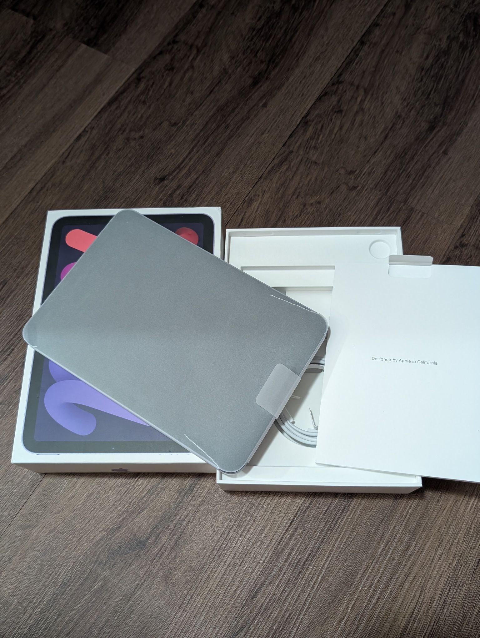 New iPad Mini 6th Gen 64GB WiFi + Cellular