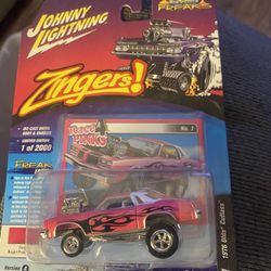 Hotwheels/Johnny Lightning Zinger 76 Olds Cutlass