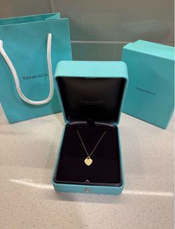 Tiffany & Co. 18K Gold Return to Tiffany Heart Necklace + Box