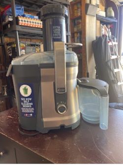 Oster Juicer with Extra Large Food Chute