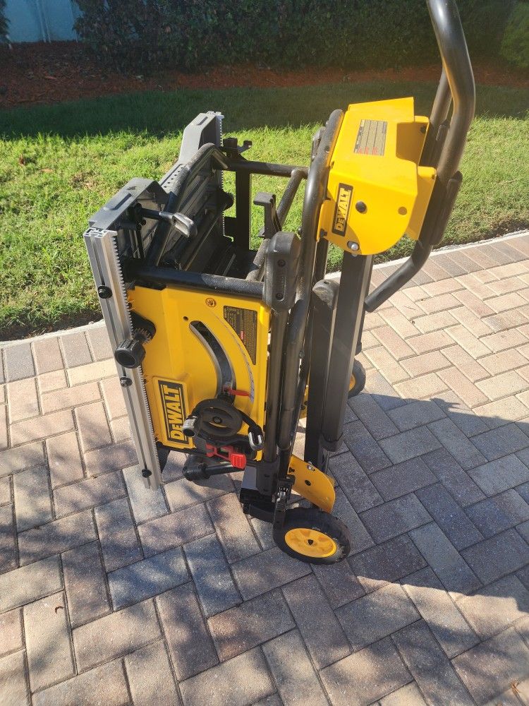 DeWalt Table Saw DWE 7491 . 10 Inch blade . 15 Amp