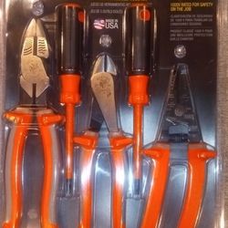 5 Piece Insulated Tool  Kit