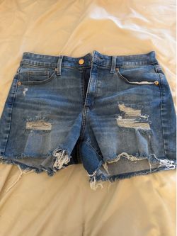 Universal Thread Shorts
