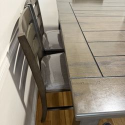 Dining table set 