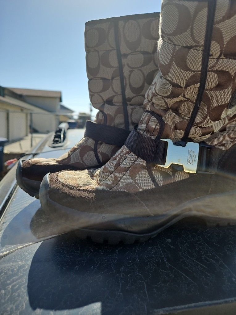Coach Lady Boots 6..5