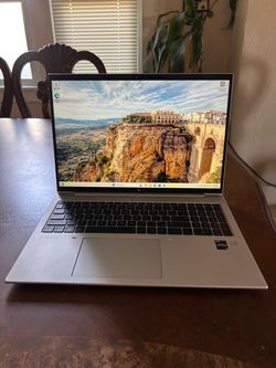 HP EliteBook Laptop 16”
