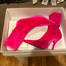 Brand New Balenciaga Heels(size 37.5)