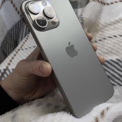 iPhone 15 Pro Max 256gb Carrier Unlocked 