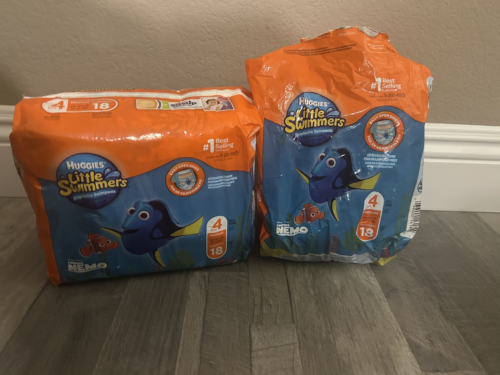 Huggies Little Swimmers Size 4 (24 Total)