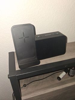 Alarm Clock with Wireless Charging Stand