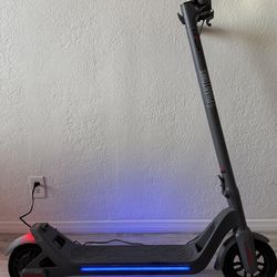 ELECTRIC  SCOOTER 🛴