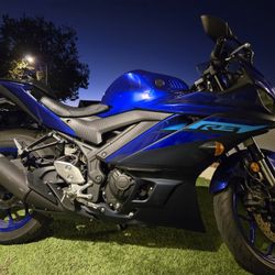 2024 Yamaha r3