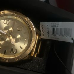 NIXON 51-30 Chrono Gold
