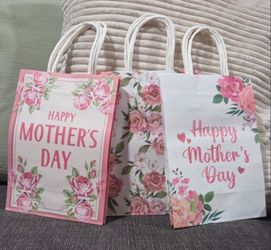 Happy Mothers Day, small paper gift bags