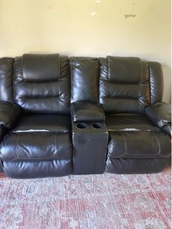 Free love seat