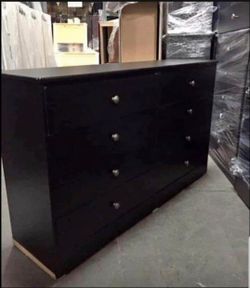 8 Drawer Dresser
