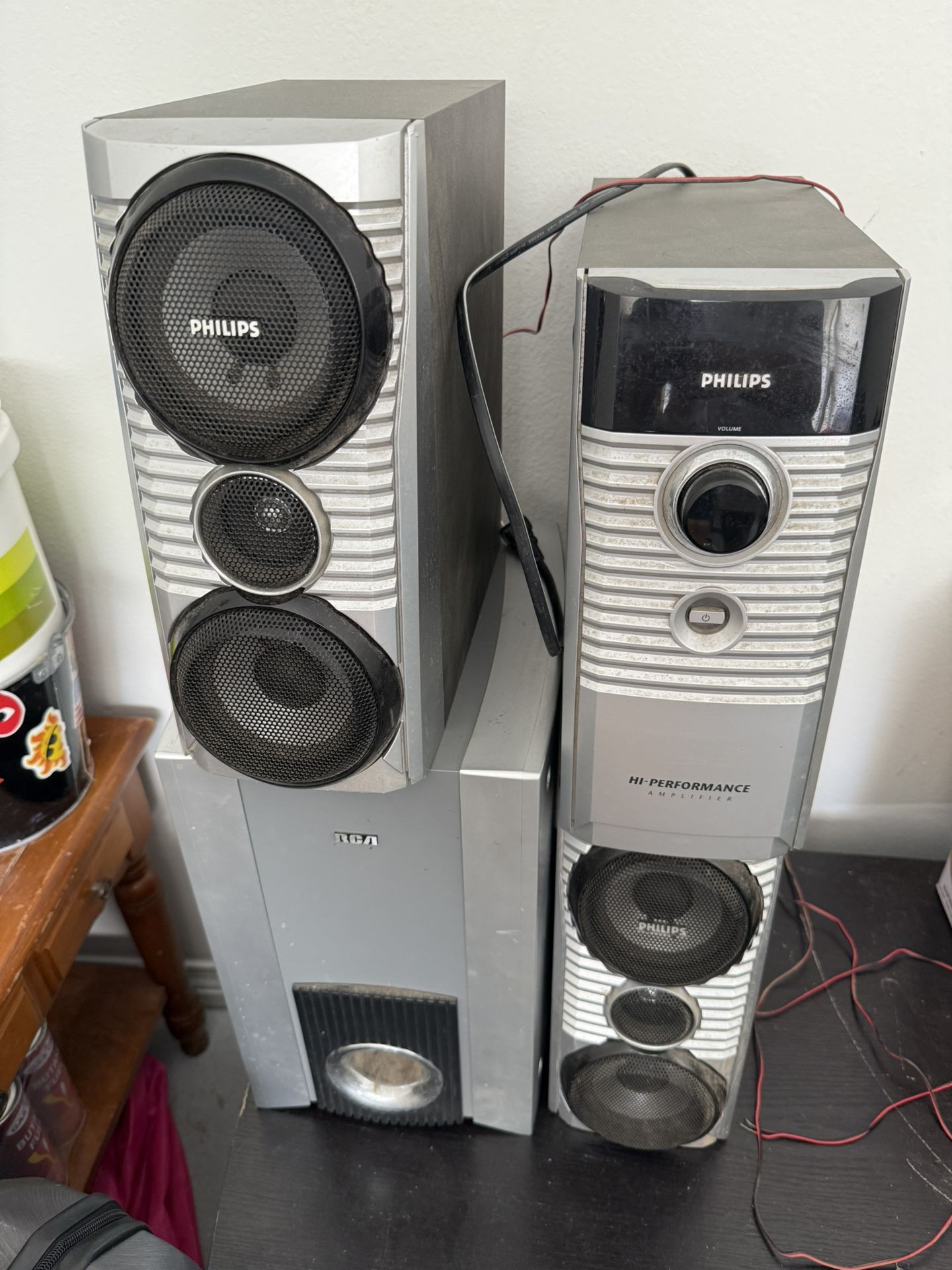 Philips Hi-Performance Amplifier audio system with RCA subwoofer