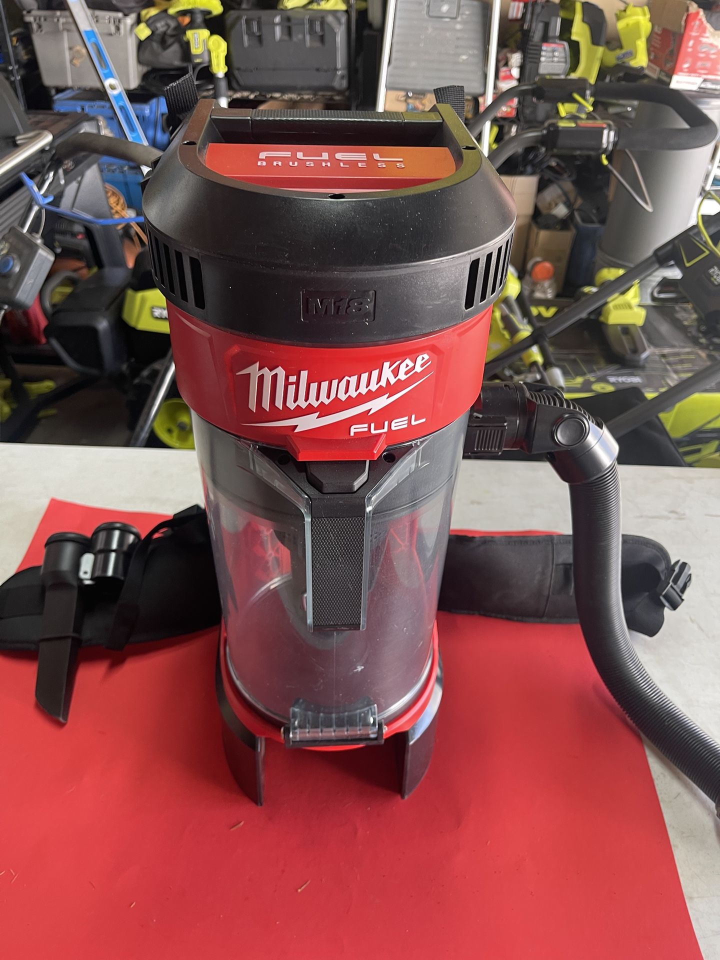 M18 FUEL 18-Volt 1 Gal. 3-in-1 Backpack Vacuum
