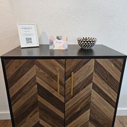 Accent Table