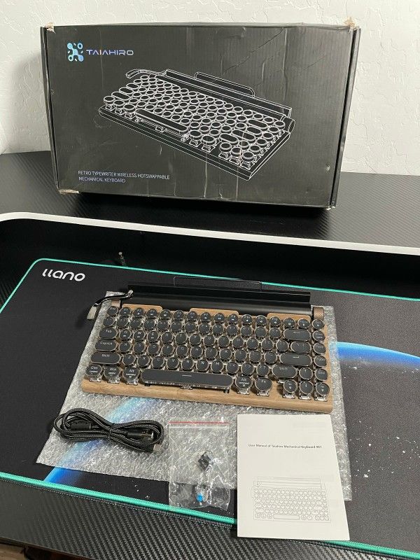 New Retro Typewriter Wireless Mechanical Gaming Keyboard, Bluetooth 5.0 Office Computer Vintage Keyboards 83-Key Blue Switches Punk Round Keycap, LED