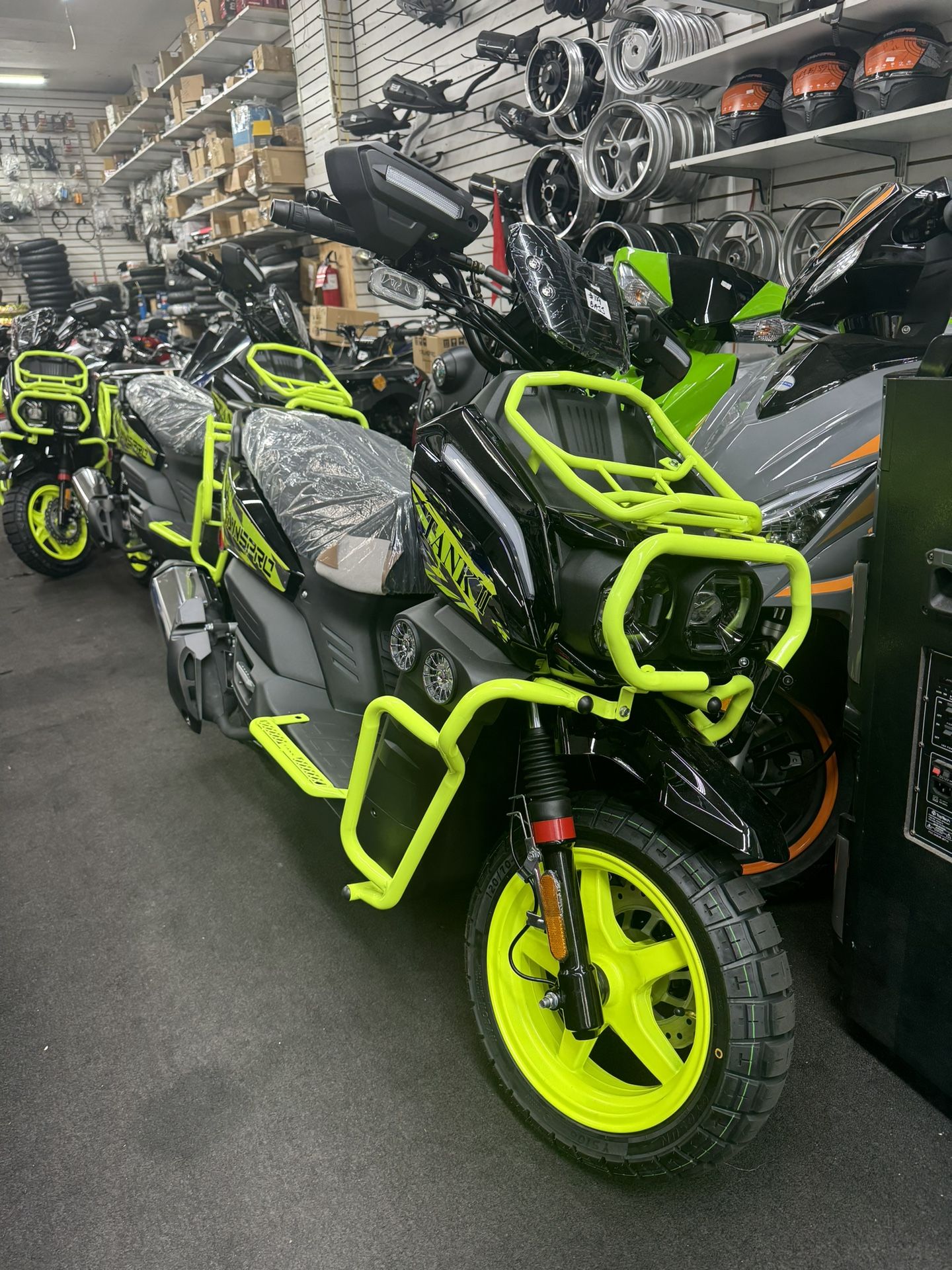 Brand New Tank 200cc Gas Moped