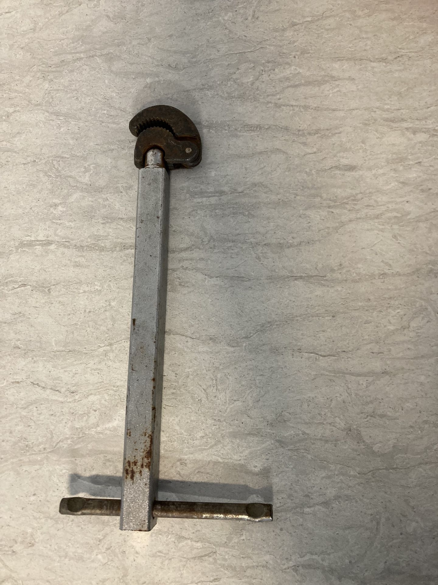 Basin Wrench