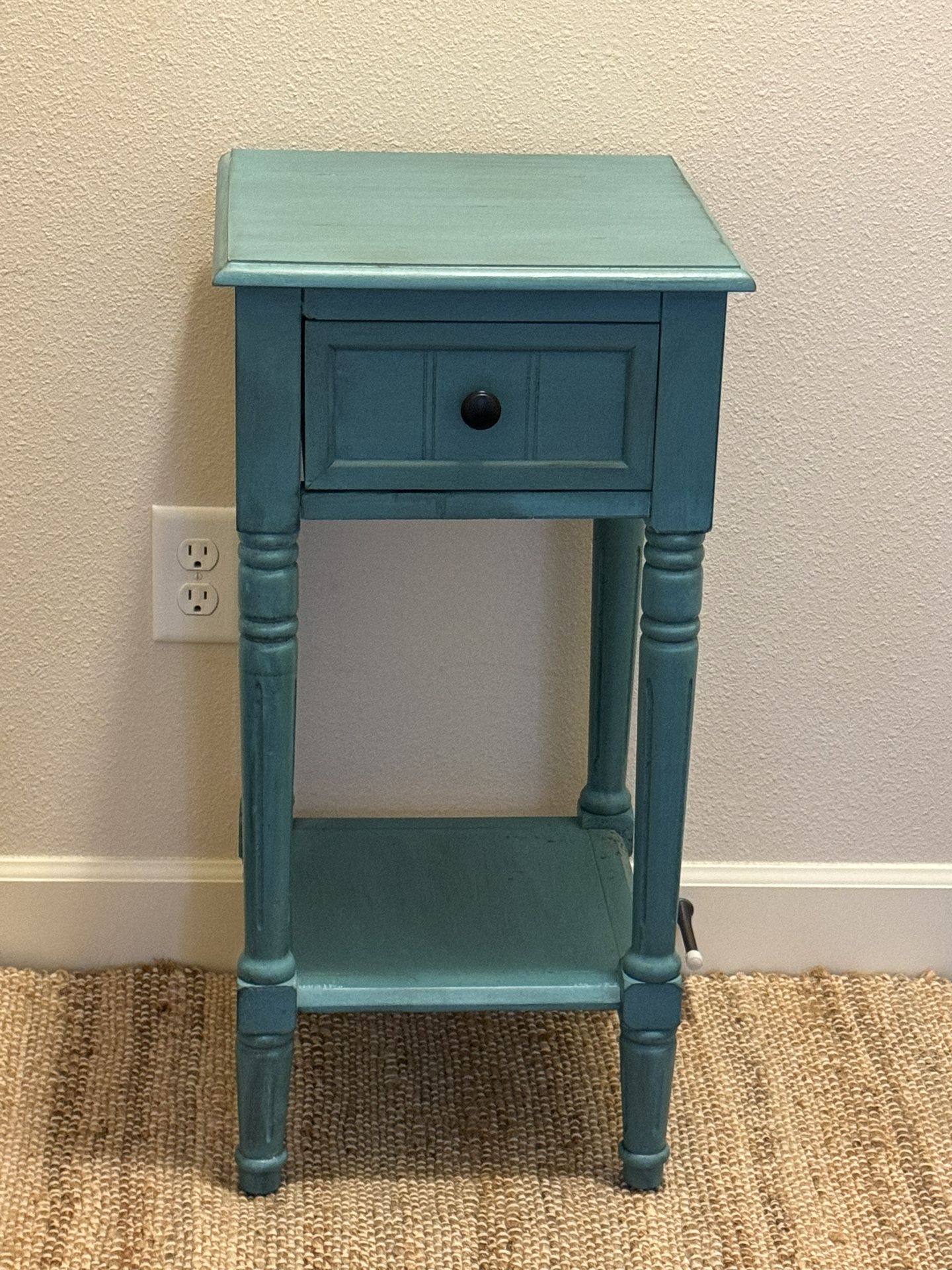 Accent Table